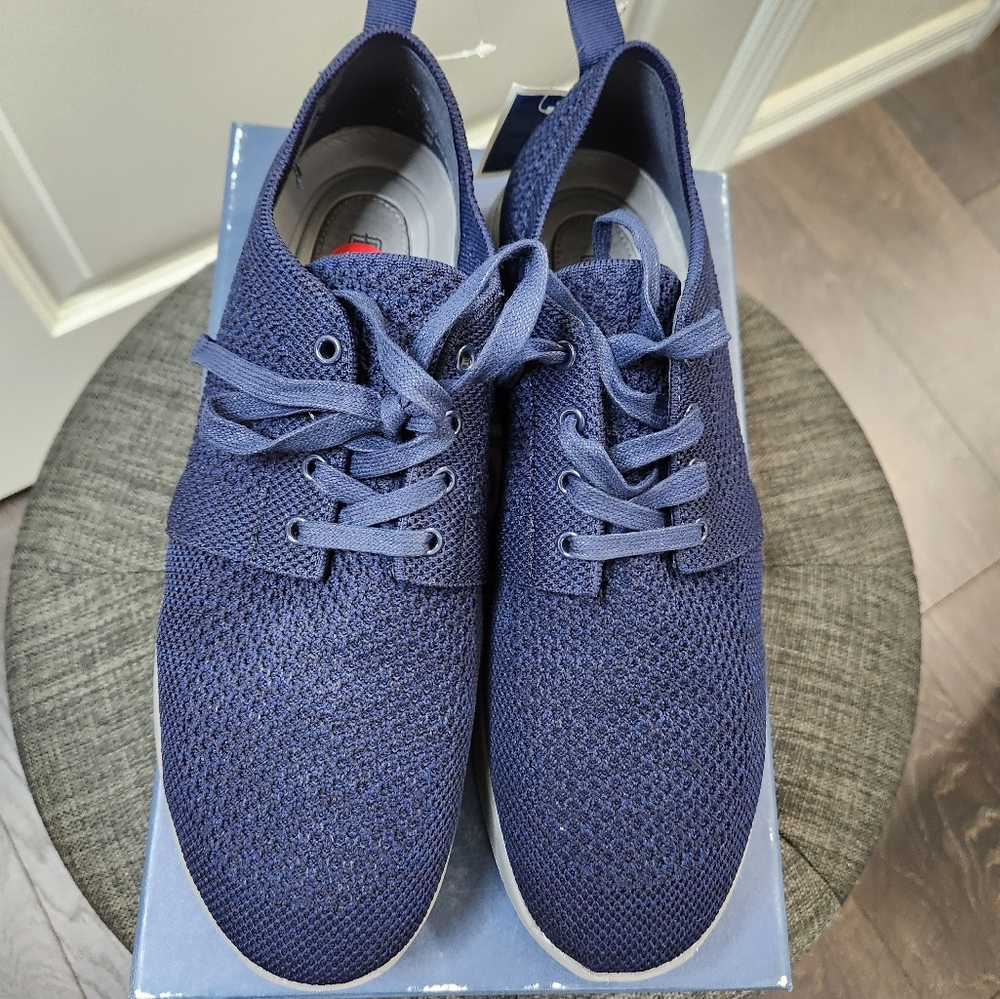 Shoes - Picture 7 of 7